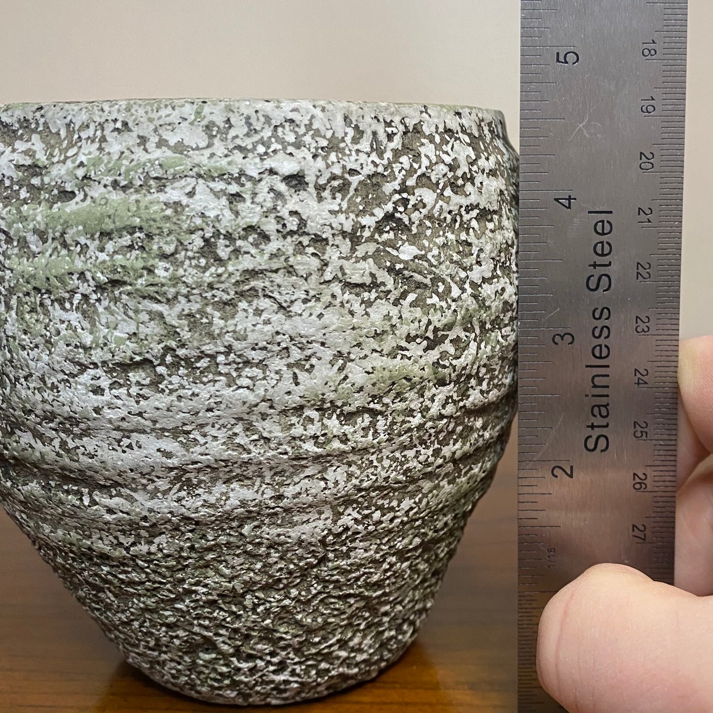 Ceramic Plant Pot Stone Look Pebbled 4"W x 4.5"H