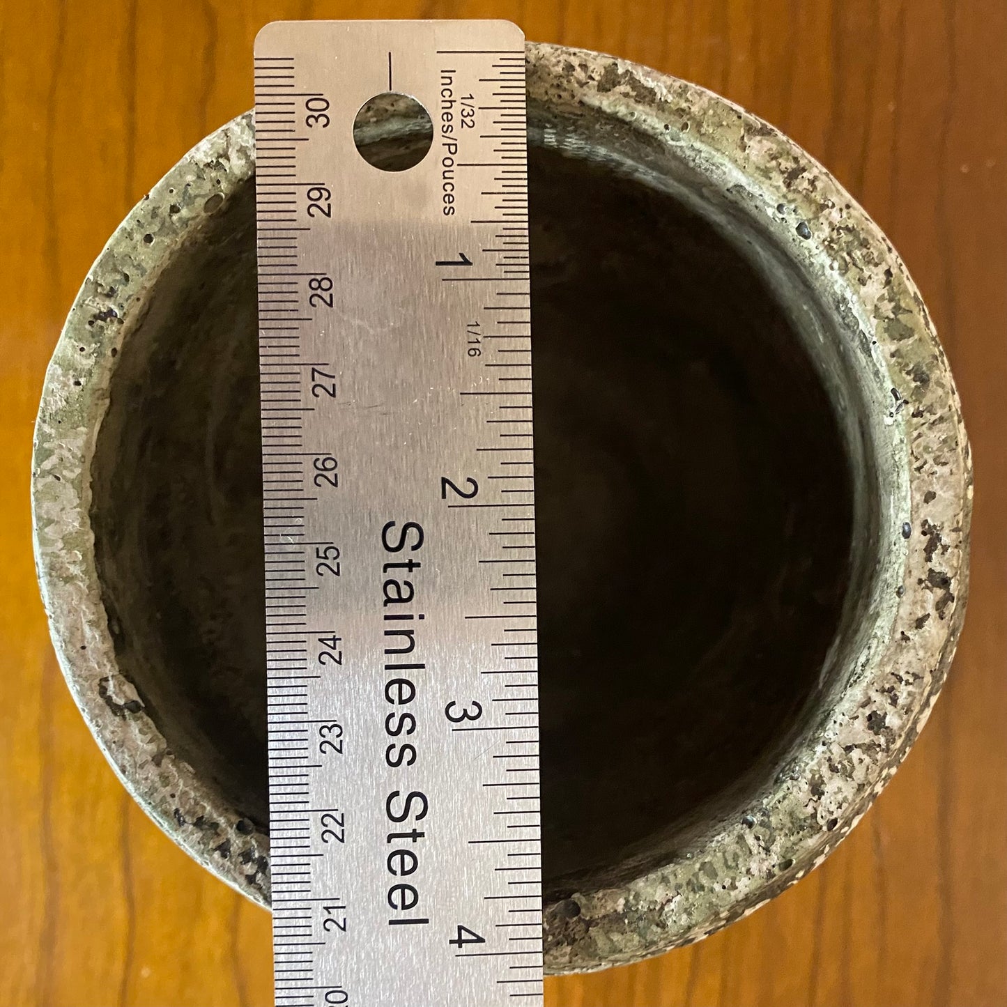 Ceramic Plant Pot Stone Look Pebbled 4"W x 4.5"H