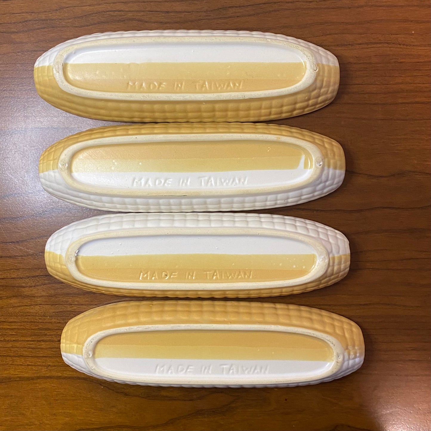 Corncob Holder Roller Yellow Cream Set of 4