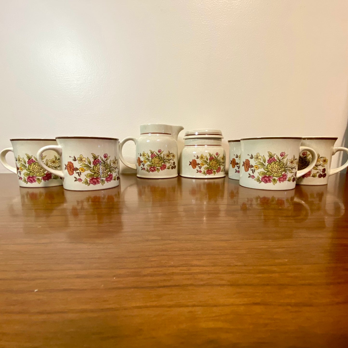 Royal Doulton Gaiety Set 6 Mugs Sugar Bowl Creamer Set