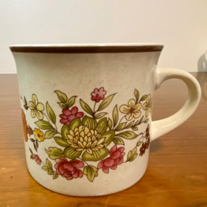 Royal Doulton Gaiety Set 6 Mugs Sugar Bowl Creamer Set