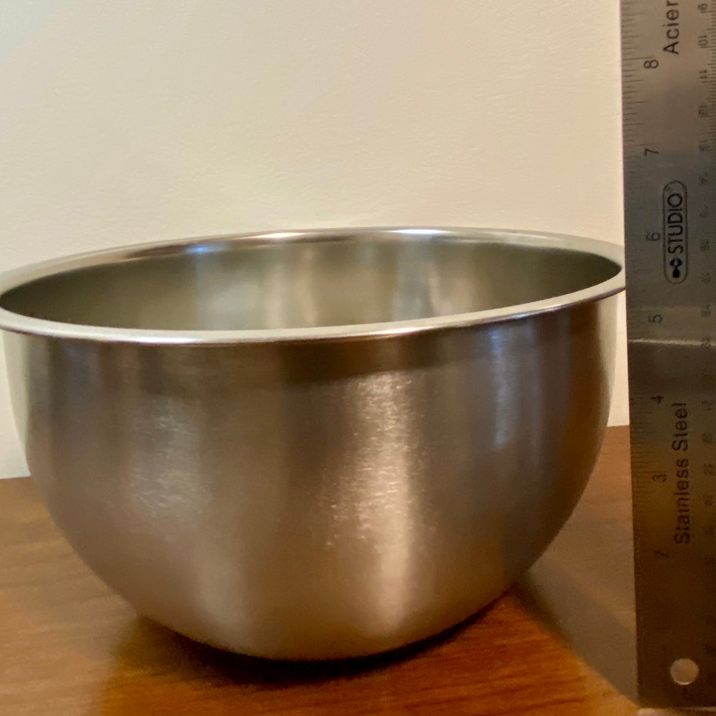 Stacking Bowl Set With Lids And Pop-In Grater Slicer 8 piece