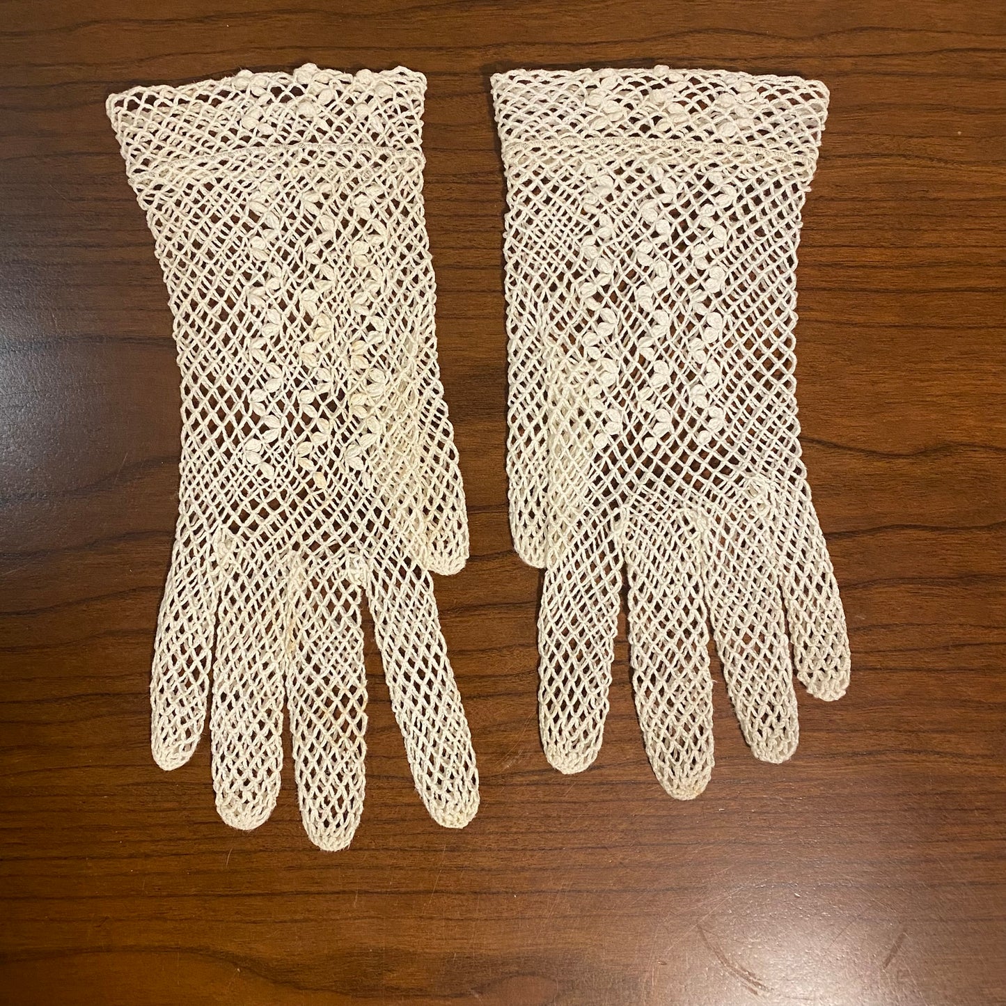 Vintage Lace Gloves Size Large