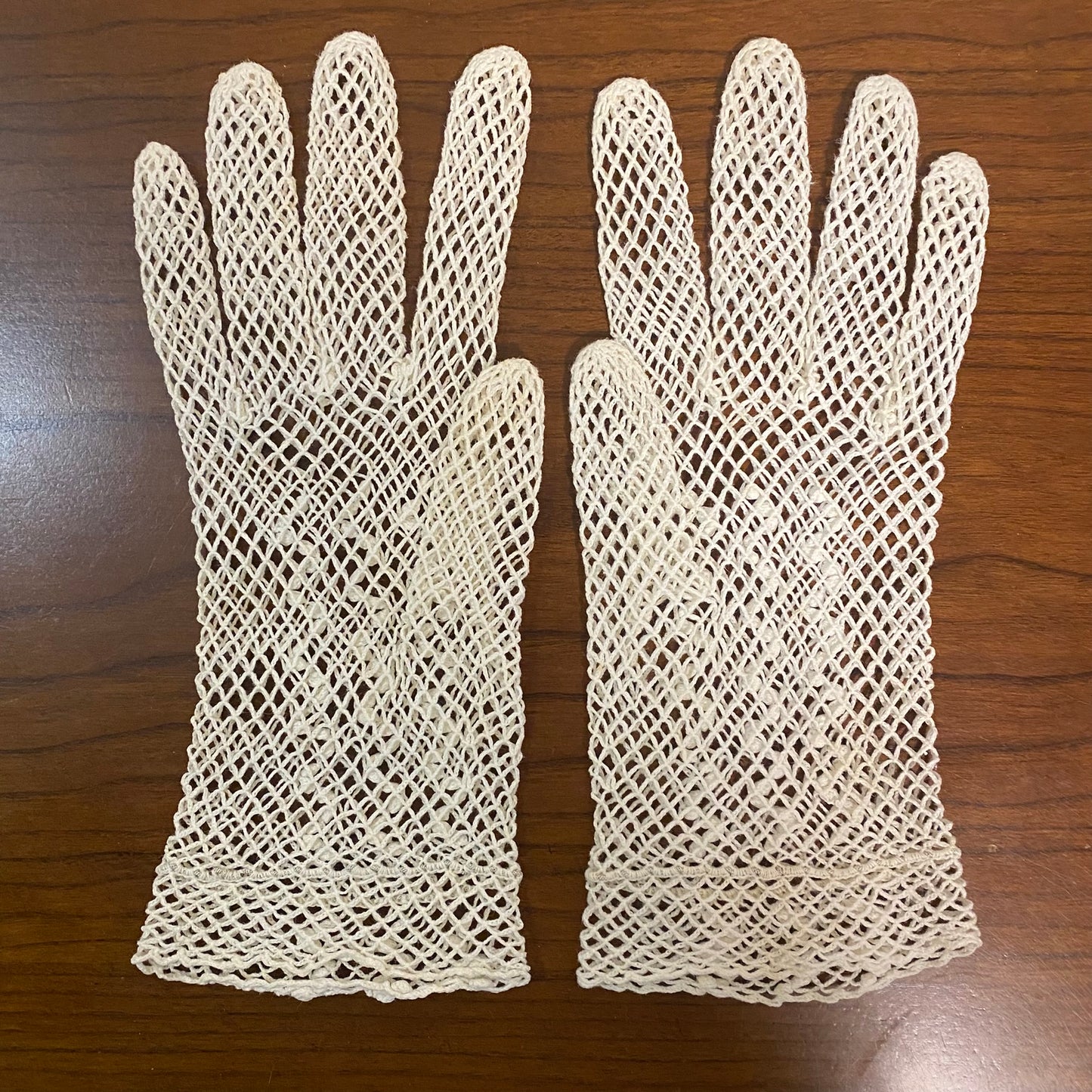 Vintage Lace Gloves Size Large