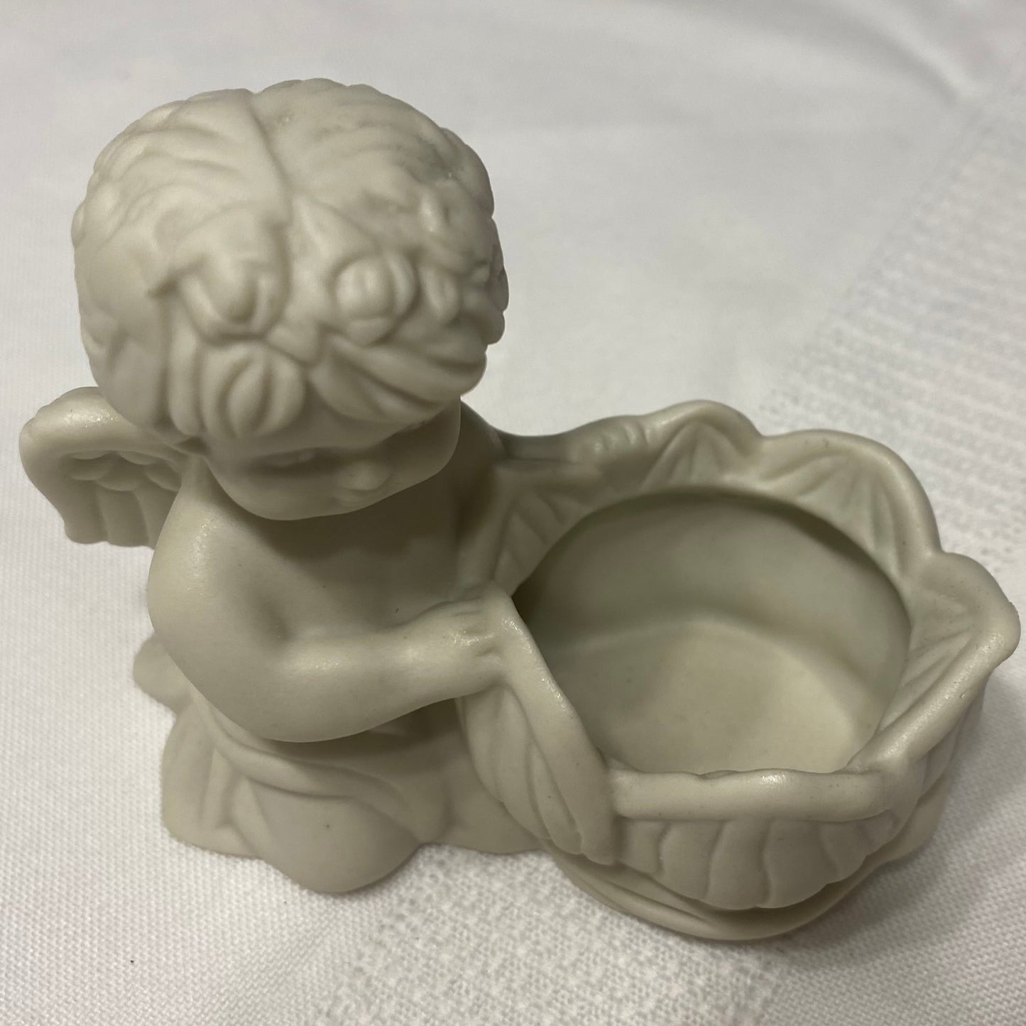 Cherub Keepsake and Jewelry Keeper White