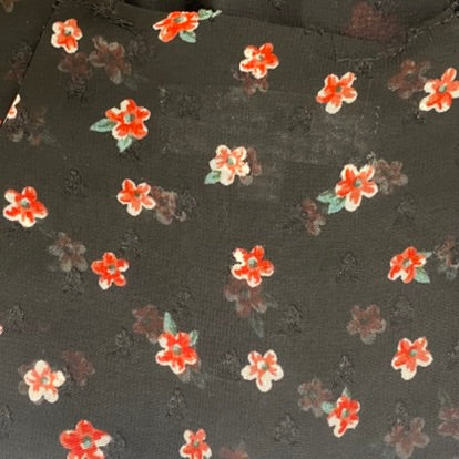 Northern Reflections Women's 3/4 Sleeve Floral Blouse – Black Pattern, Size Large detail view of print
