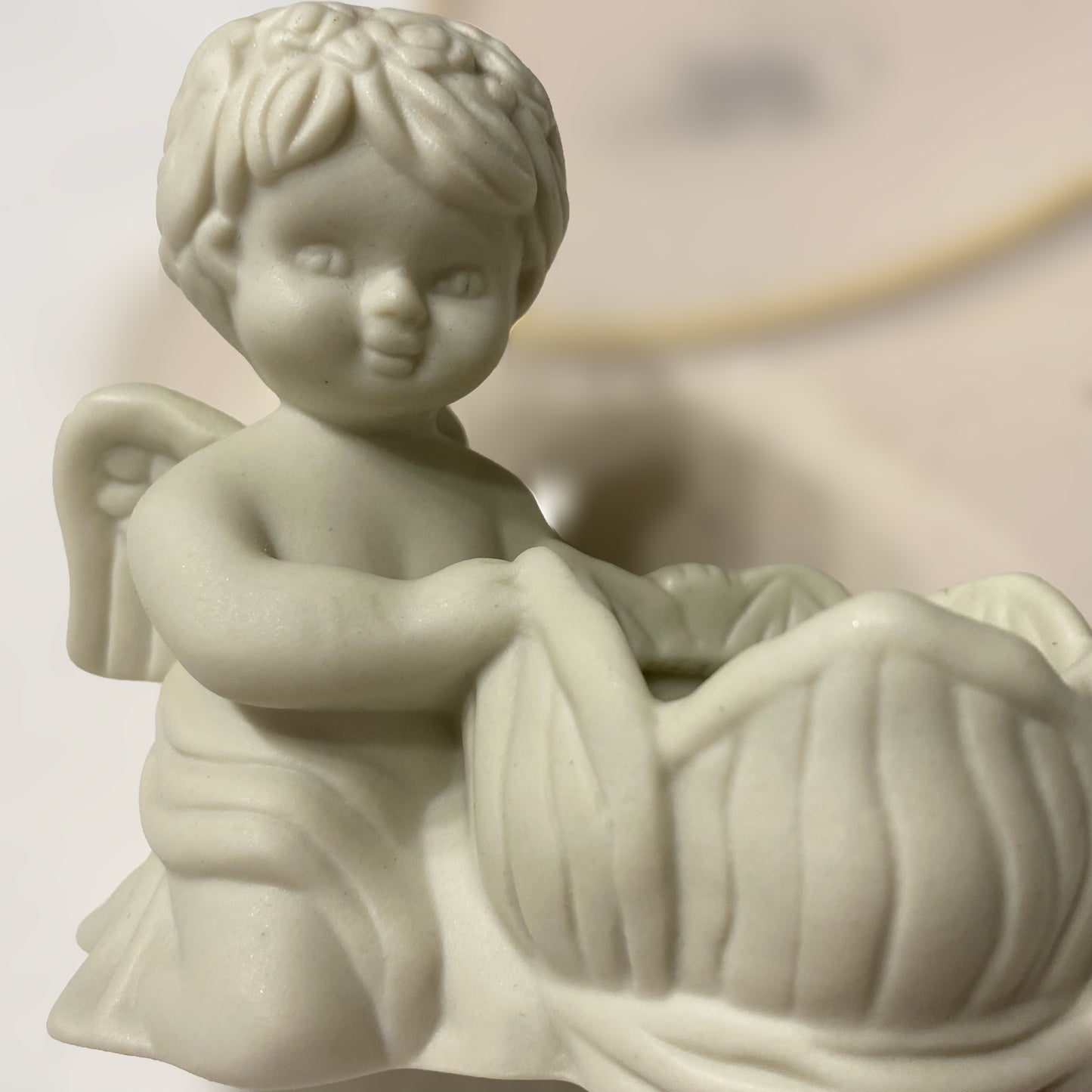 Cherub Keepsake and Jewelry Keeper White