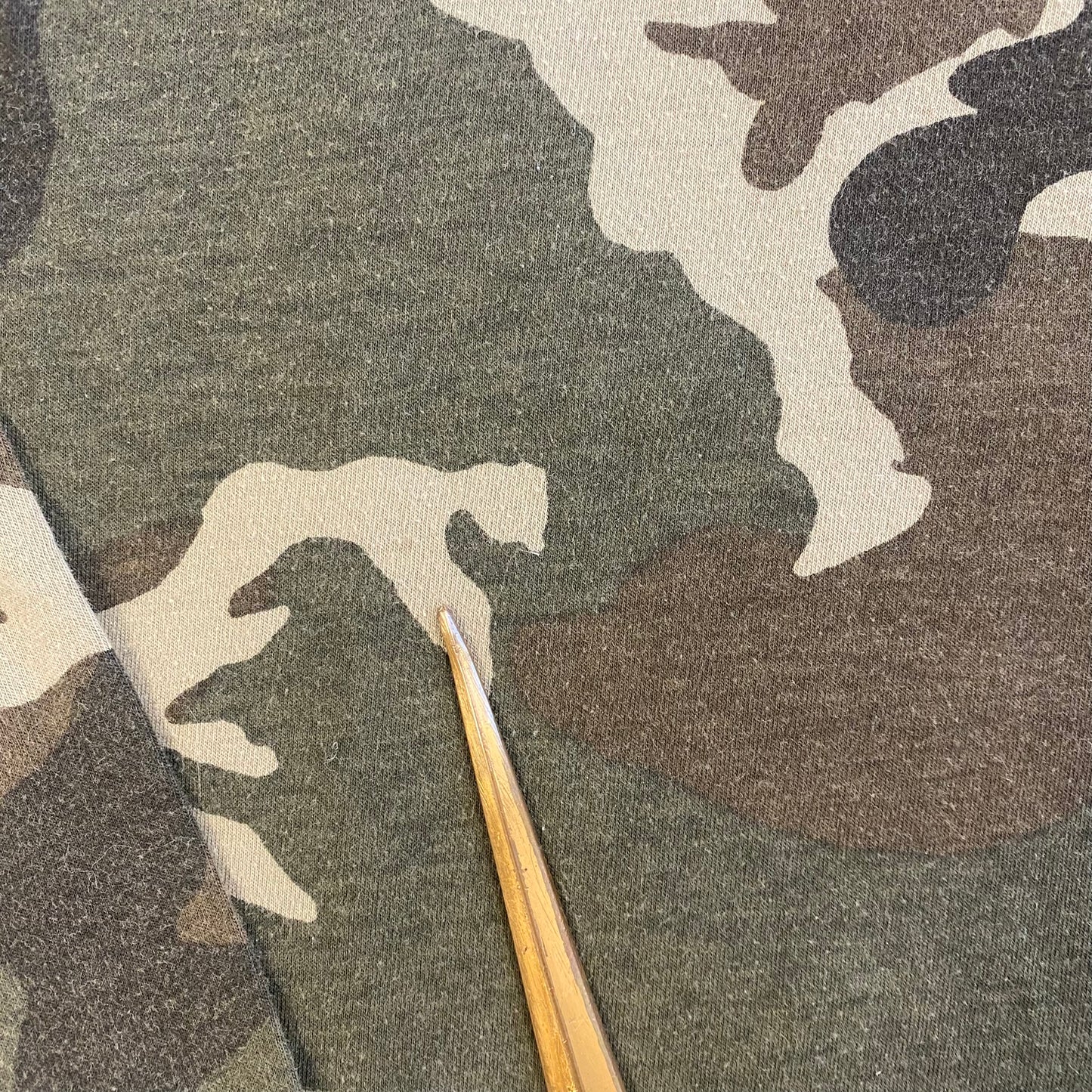 Old Navy Men's Long Sleeve Pullover Camouflage T-shirt Green Size XL