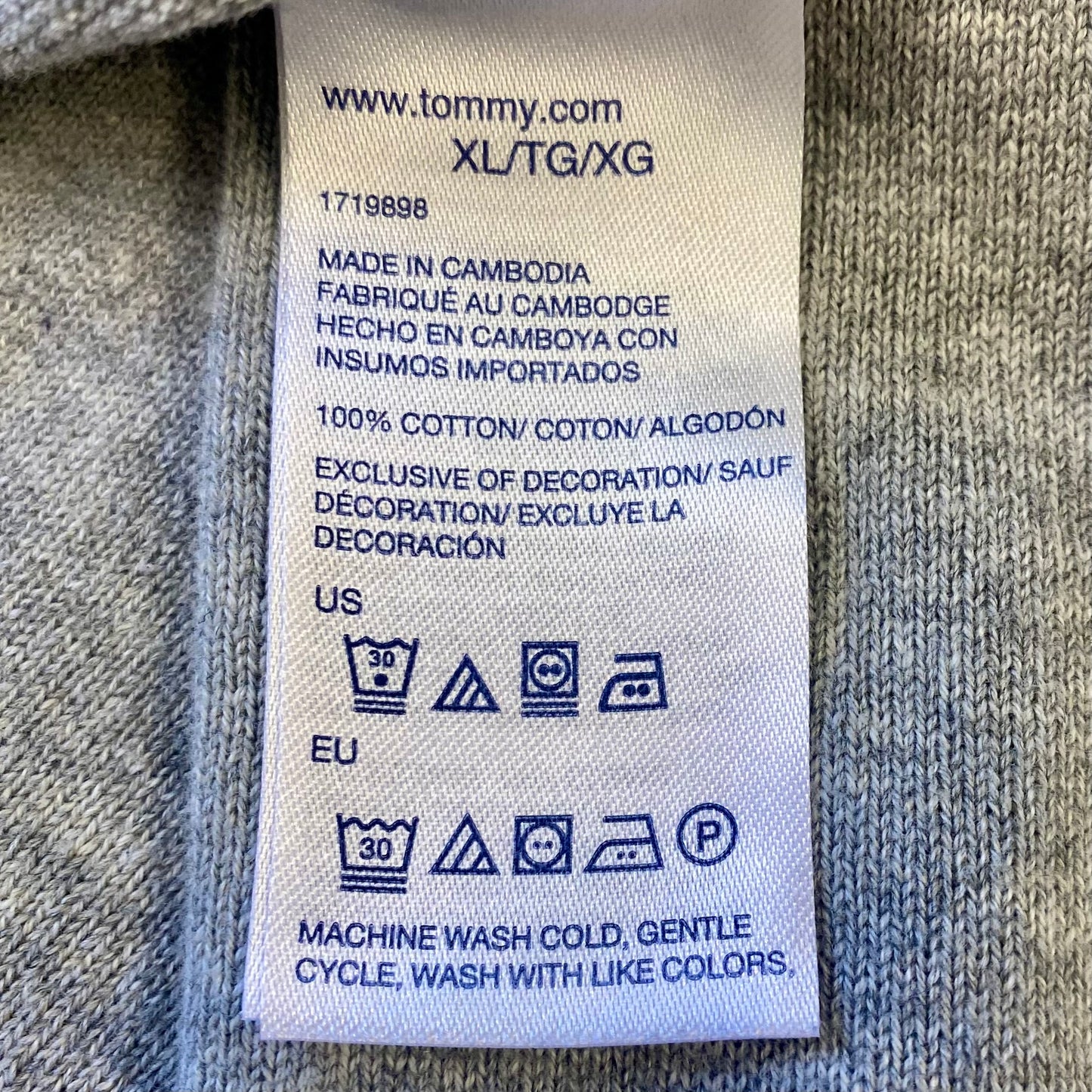 Tommy Hilfiger Men's Sweater Grey Size XL