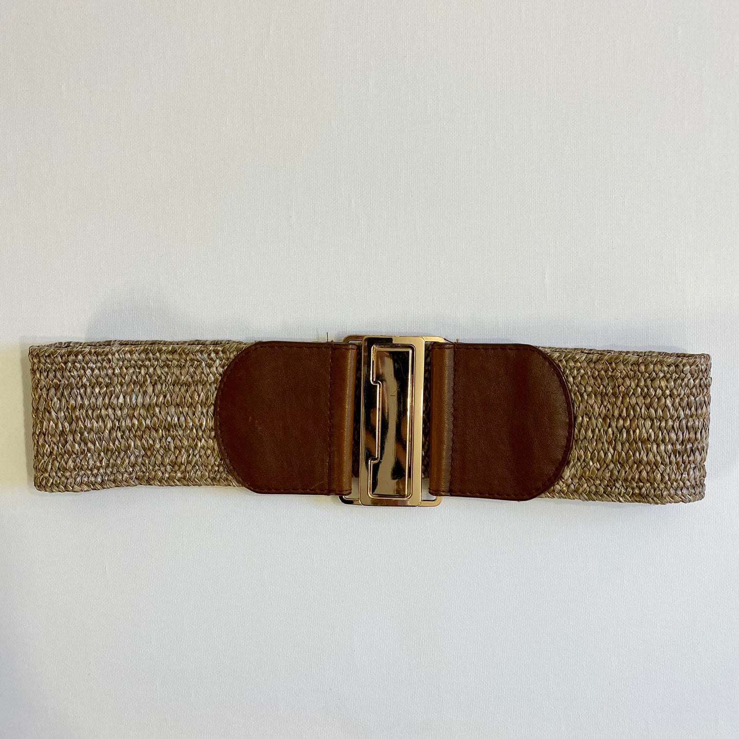 Suzy Shier Elastic Belt Tan and Gold Size Med/Large