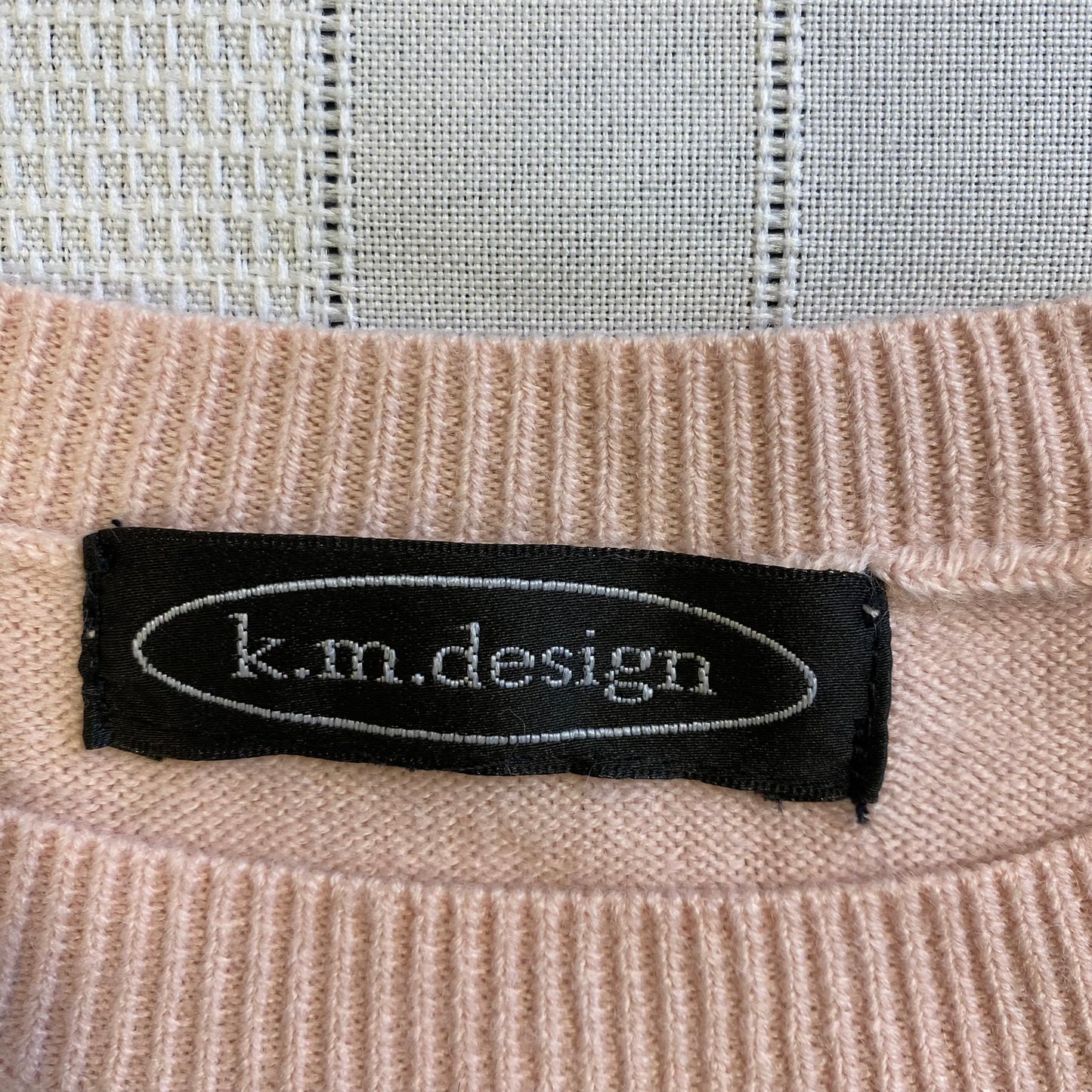 KM Design Women's Short Sleeve Sweater in Soft Pink Size XL