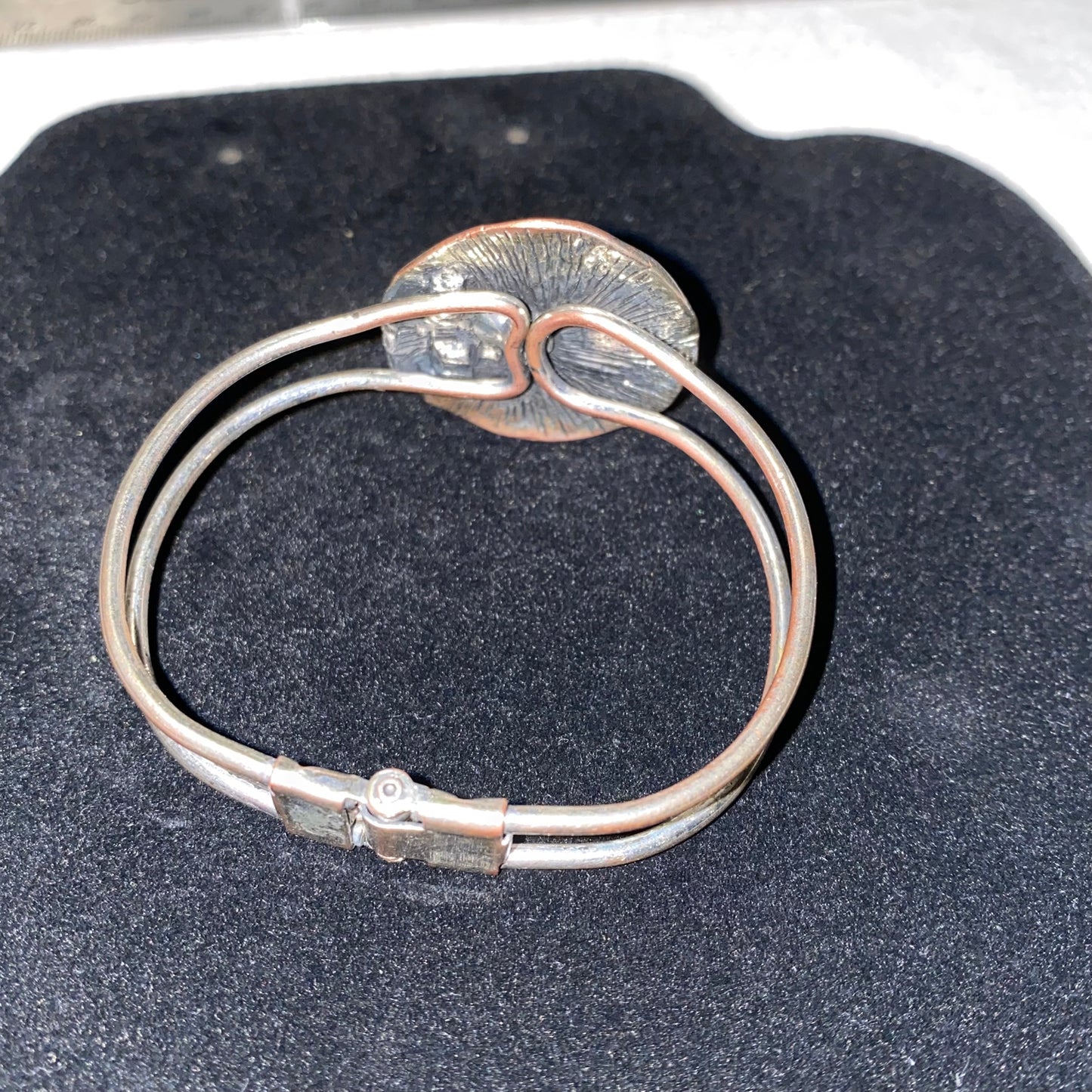 Women's Turquoise Stone Silver Look Fashion Bracelet with Spring Closure
