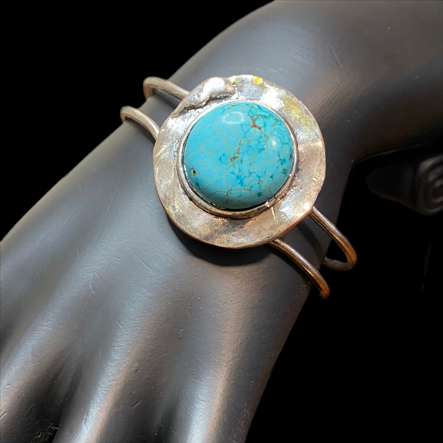 Women's Turquoise Stone Silver Look Fashion Bracelet with Spring Closure