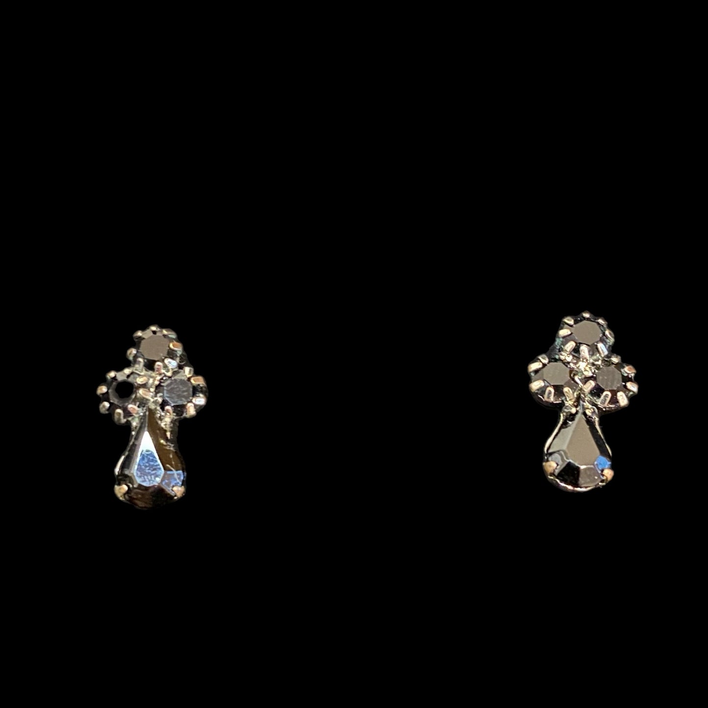 Women's Black Stone Fashion Stud Earrings with Push Back Closure