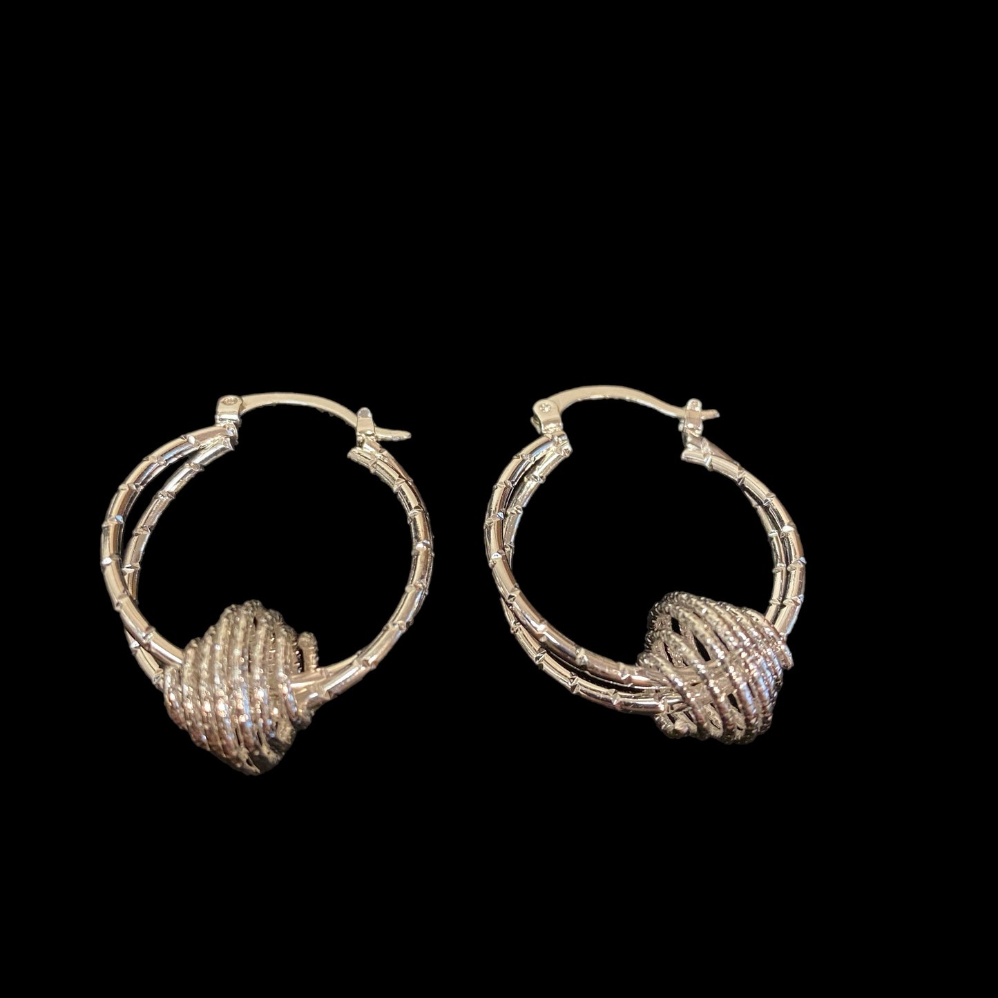 Women's Silver Hoop Fashion Earring With Saddleback Closure
