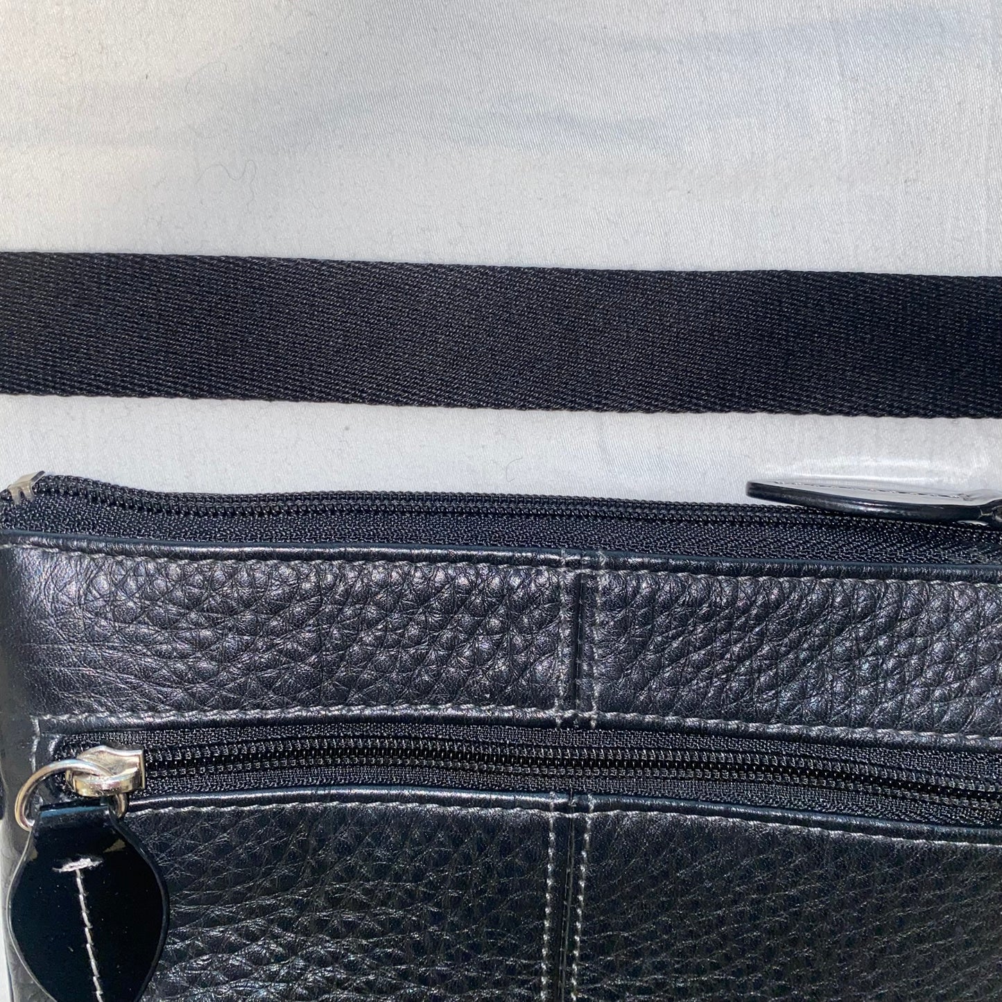 Coach Women's Shoulder Bag Cross Body Bag Black