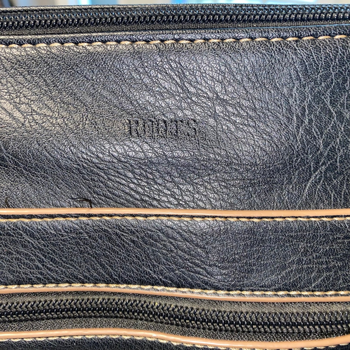 Roots Shoulder Bag Cross Body Bag Black With Tan Accents