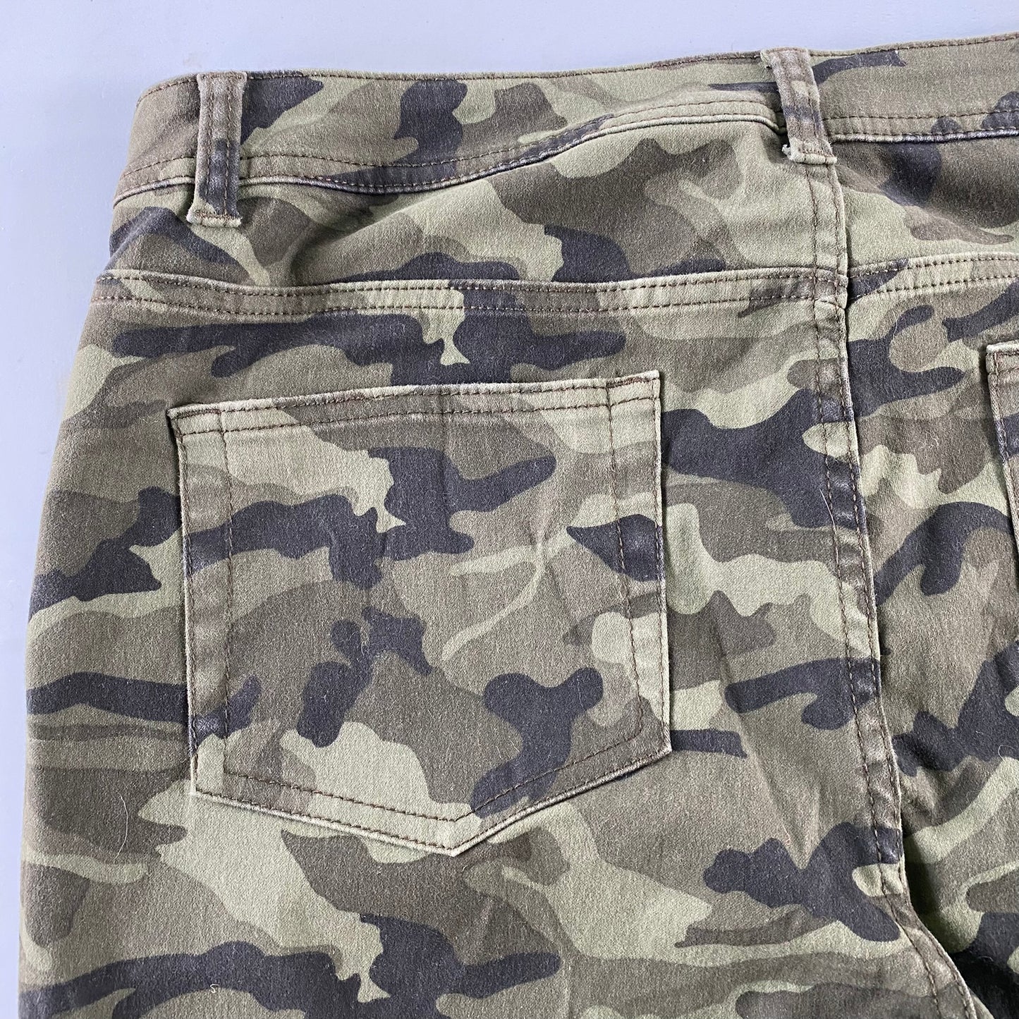 Camo Print Crop Pants - Size 14, Cotton Blend, Casual Comfort (George) pocket rear