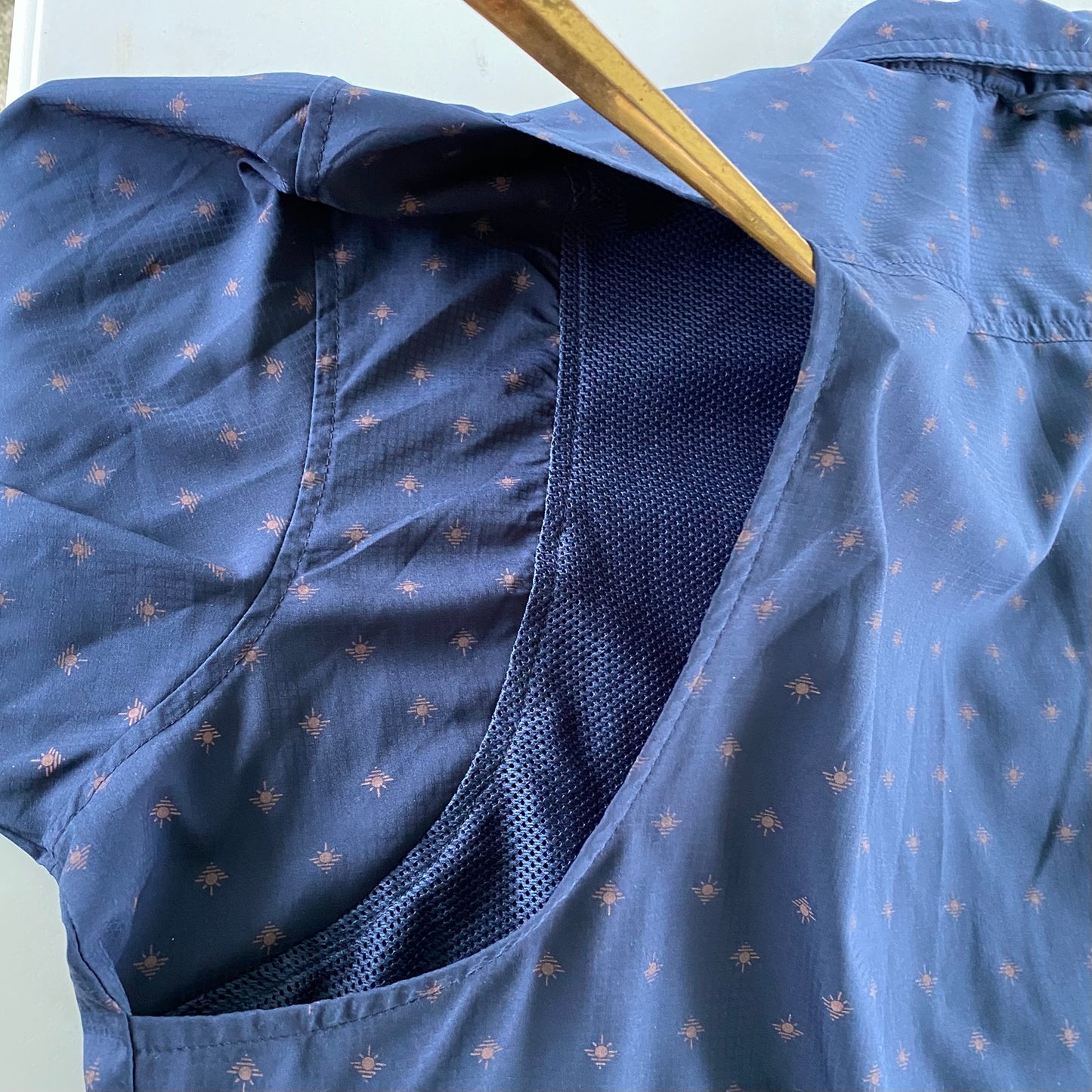 Men’s Short Sleeve Omni-Wick Button-Up Shirt – Performance & Breathable – Size 2XL (Columbia)