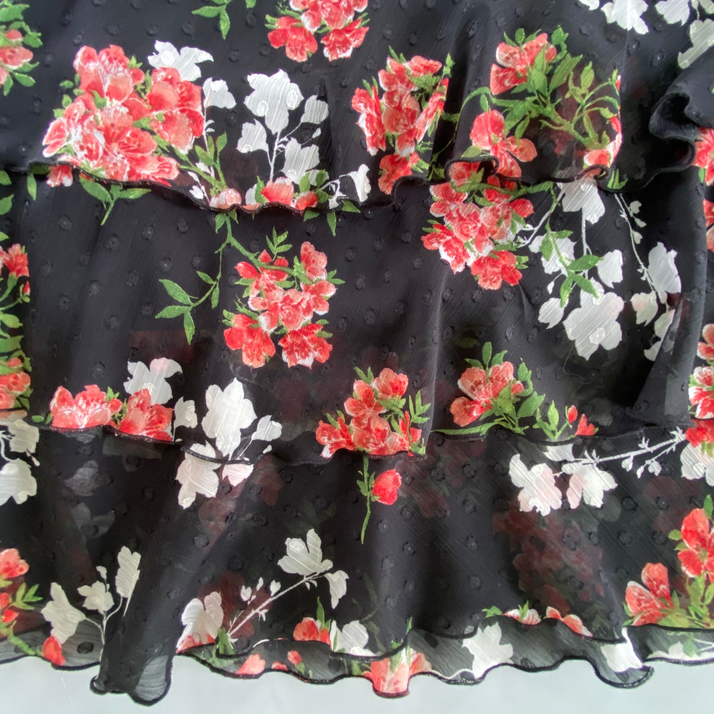 Women's Tiered Ruffle Skirt – Floral Chiffon – Size XL (Mercer & Madison) close up