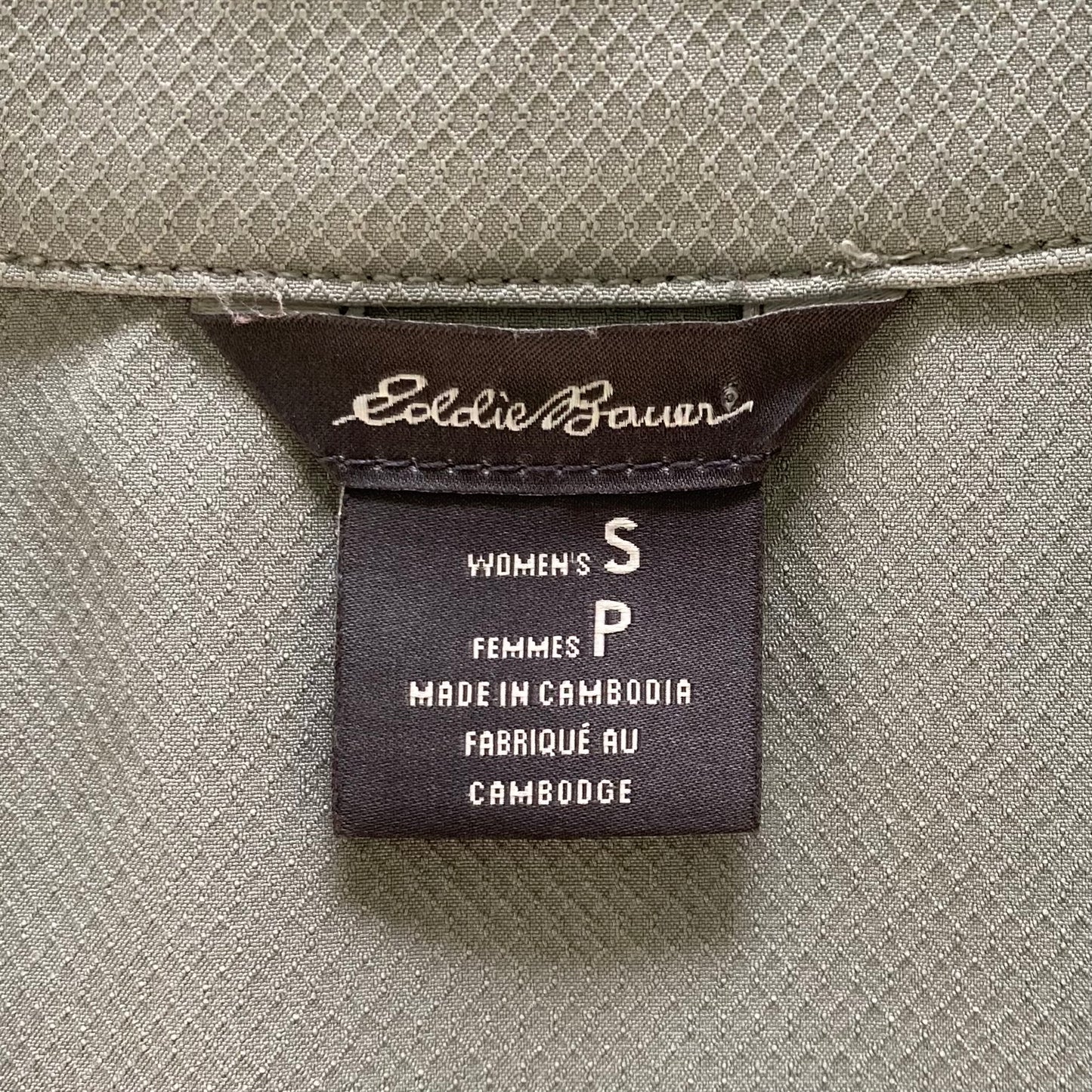 Sleeveless Tech Shirt – Button Front – Olive Green – Size S (Eddie Bauer) tag