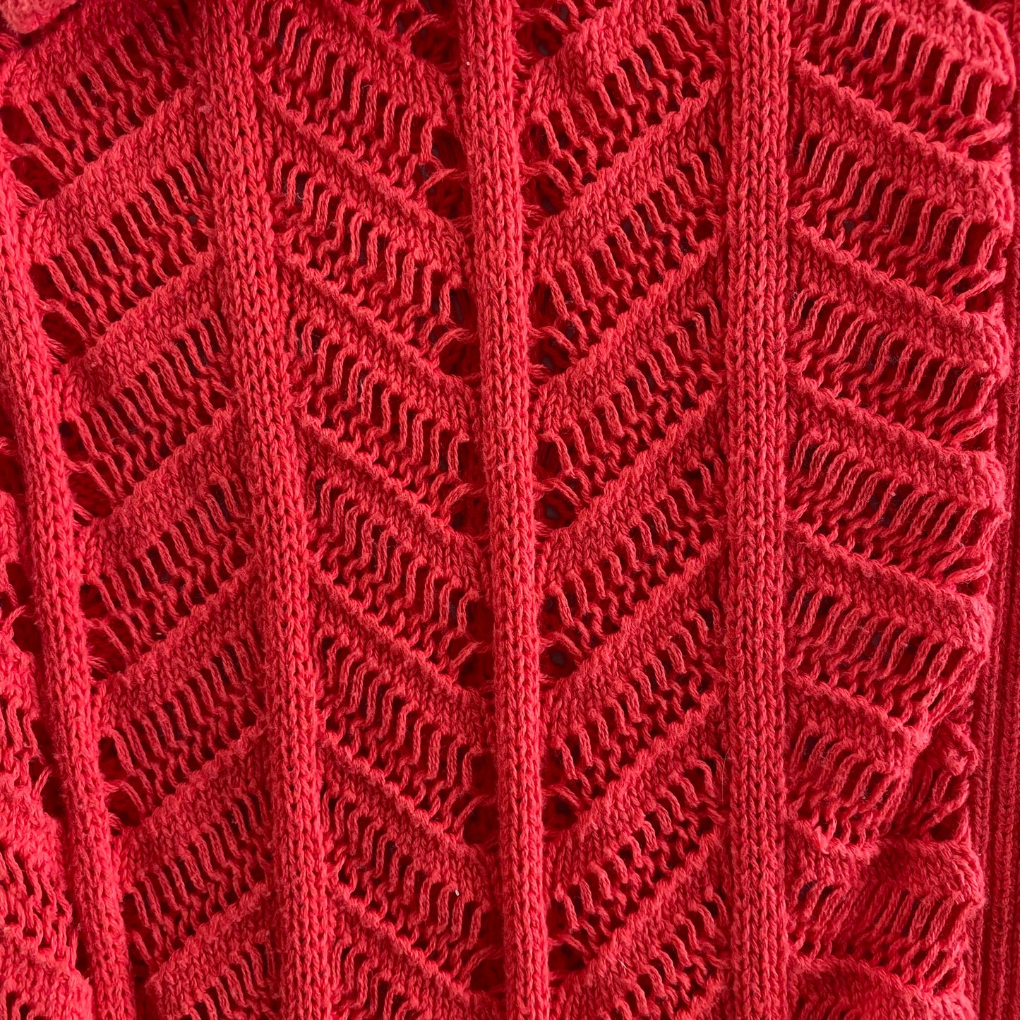Red Open-Knit Cardigan – Button-Front – Lightweight Cotton – Size S (JP Evolution) knit detail