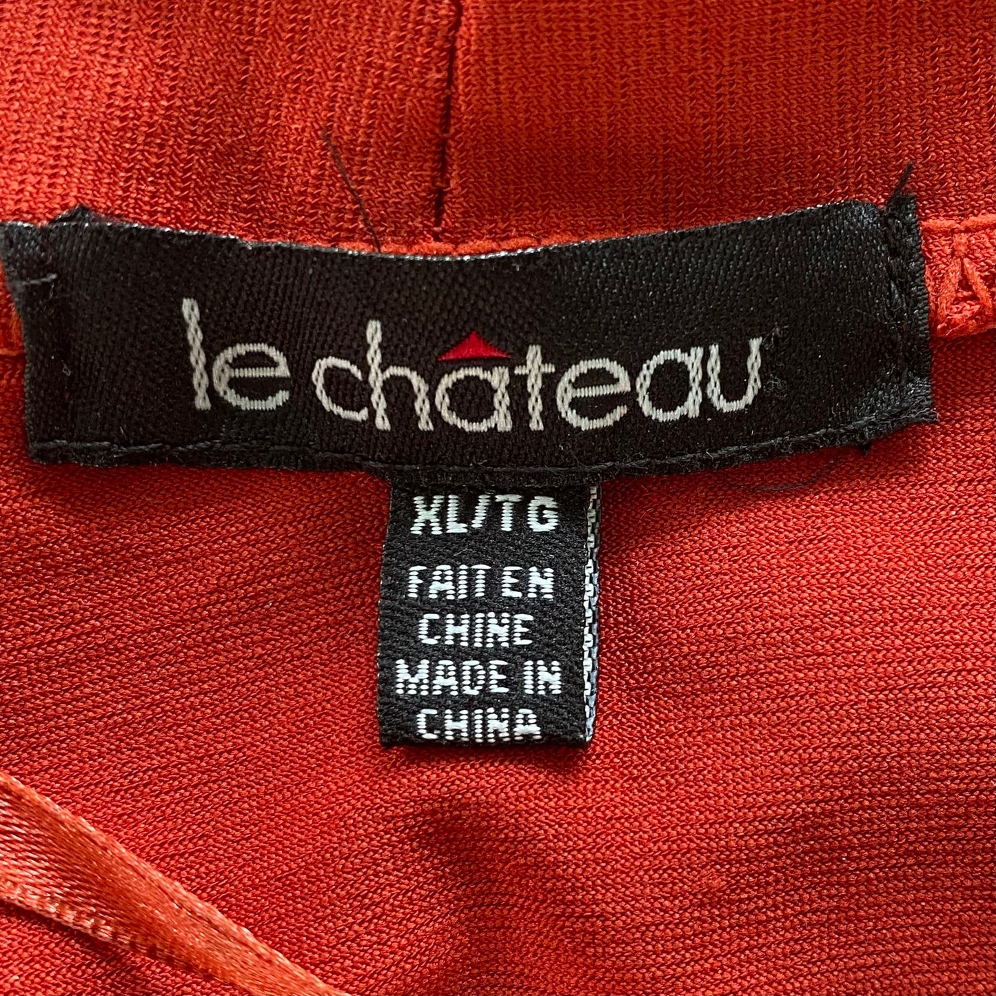 Rust Sleeveless Wrap Top – XL – Ruched Side Detail – Soft & Stretchy (Le Chateau) garment tags