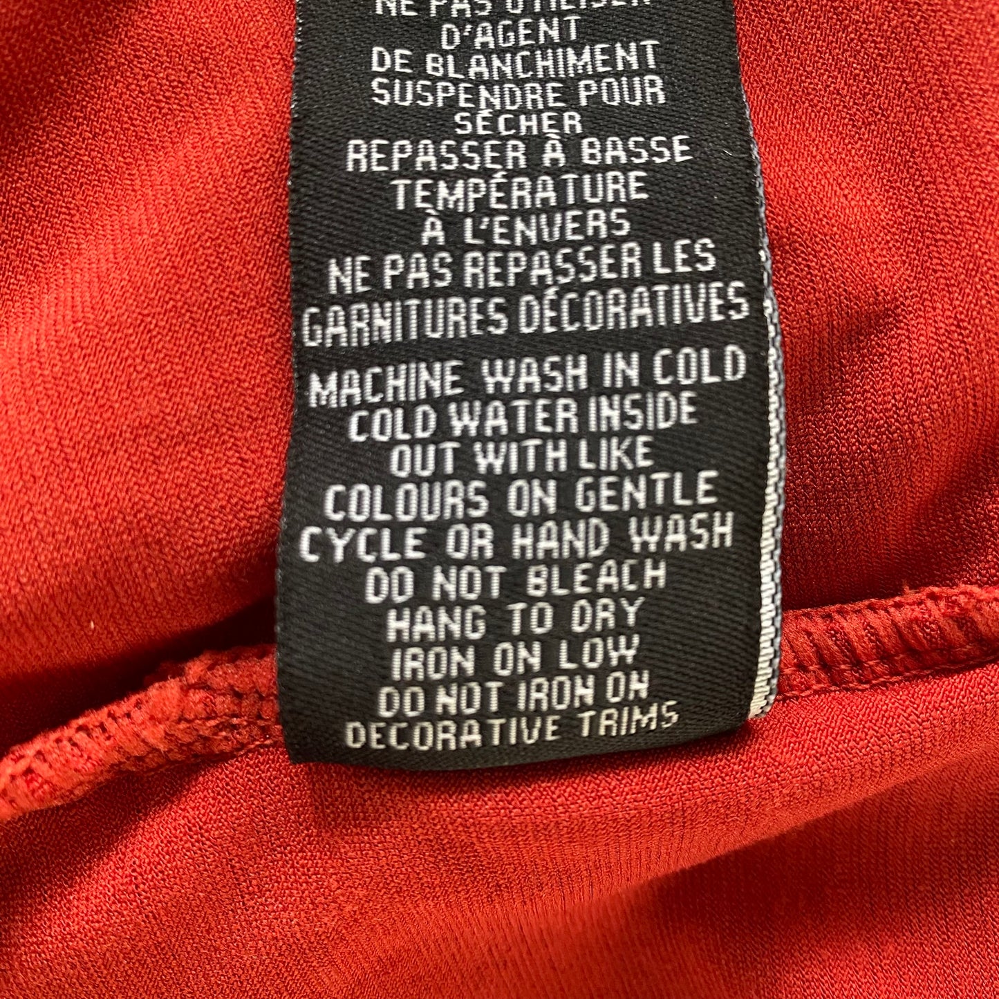 Rust Sleeveless Wrap Top – XL – Ruched Side Detail – Soft & Stretchy (Le Chateau) garment tags