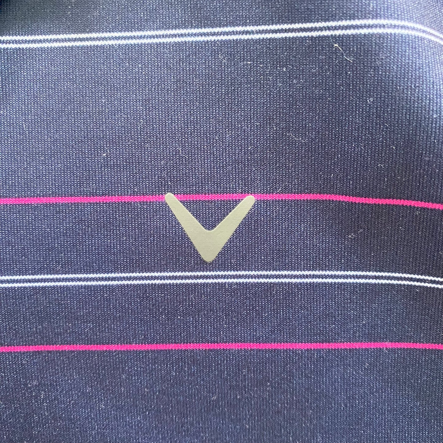 Men’s Performance Polo – Navy with Pink & White Stripes – Opti-Dri – Size L (Callaway) garment logo