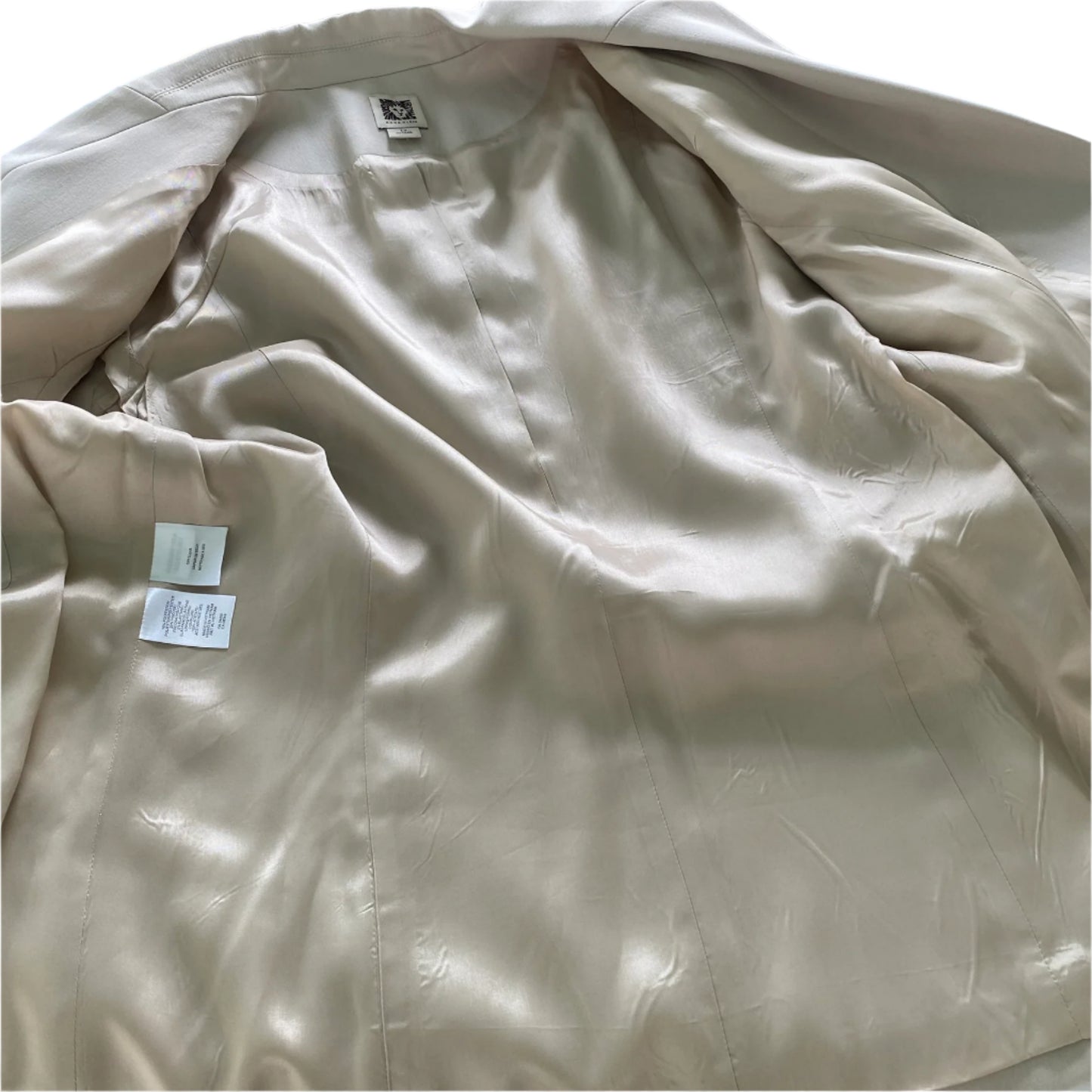 Tailored Beige Blazer – Classic Two-Button Style – Size 8 (Anne Klein) lining
