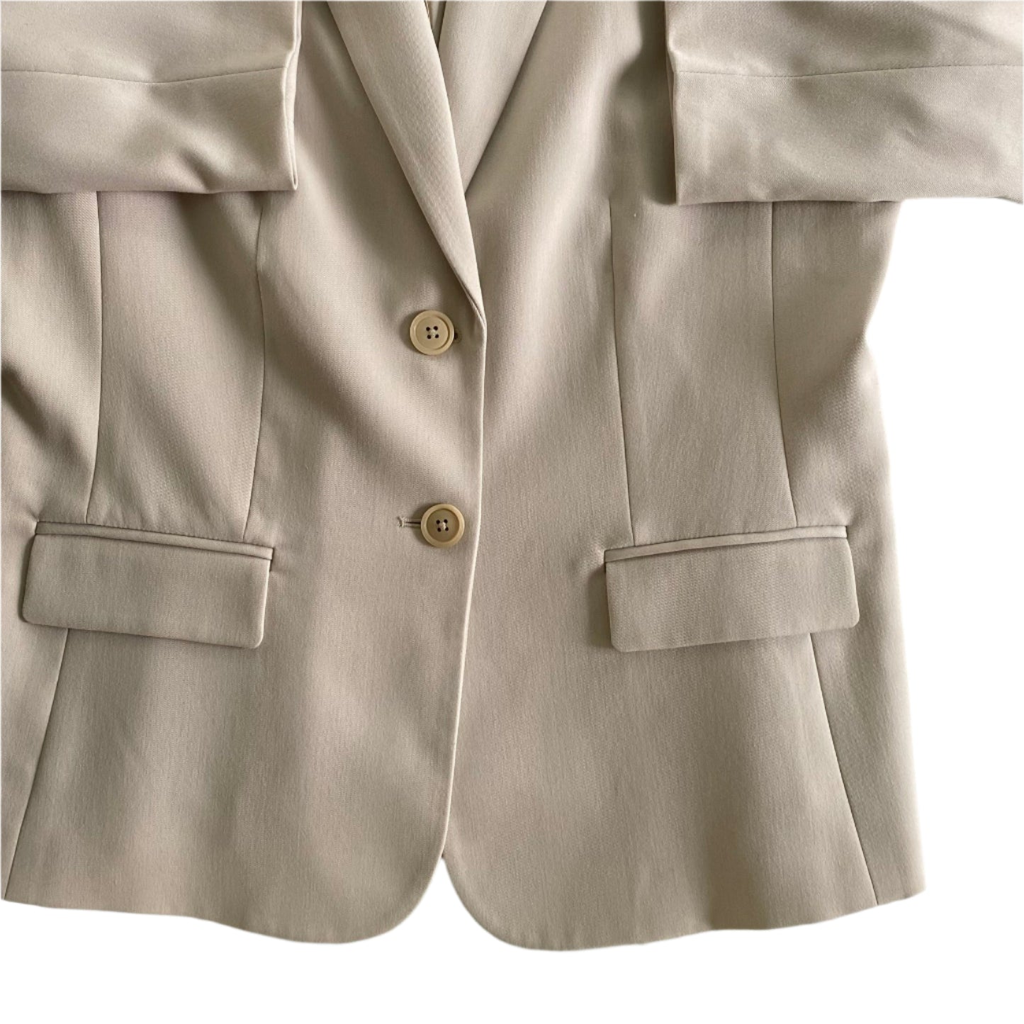 Tailored Beige Blazer – Classic Two-Button Style – Size 8 (Anne Klein) button and pocket detail