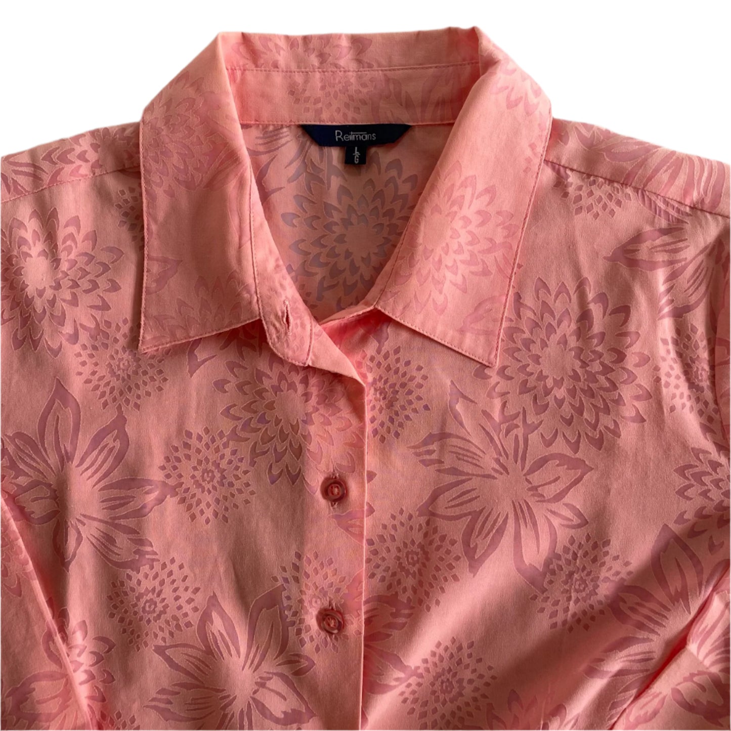 Floral Button-Up Blouse – Long Sleeve – Pink Tonal Print – Size L (Reitmans) close up colar