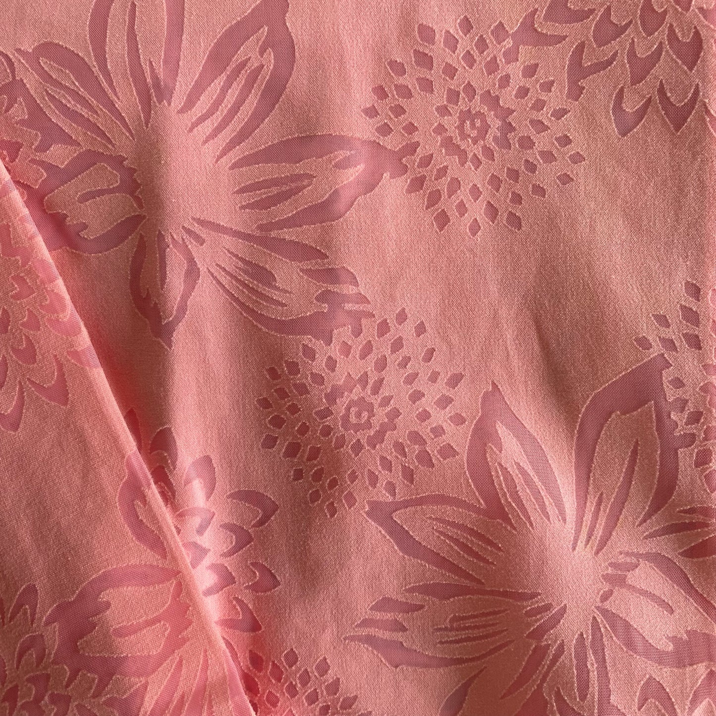 Floral Button-Up Blouse – Long Sleeve – Pink Tonal Print – Size L (Reitmans) close up fabric details