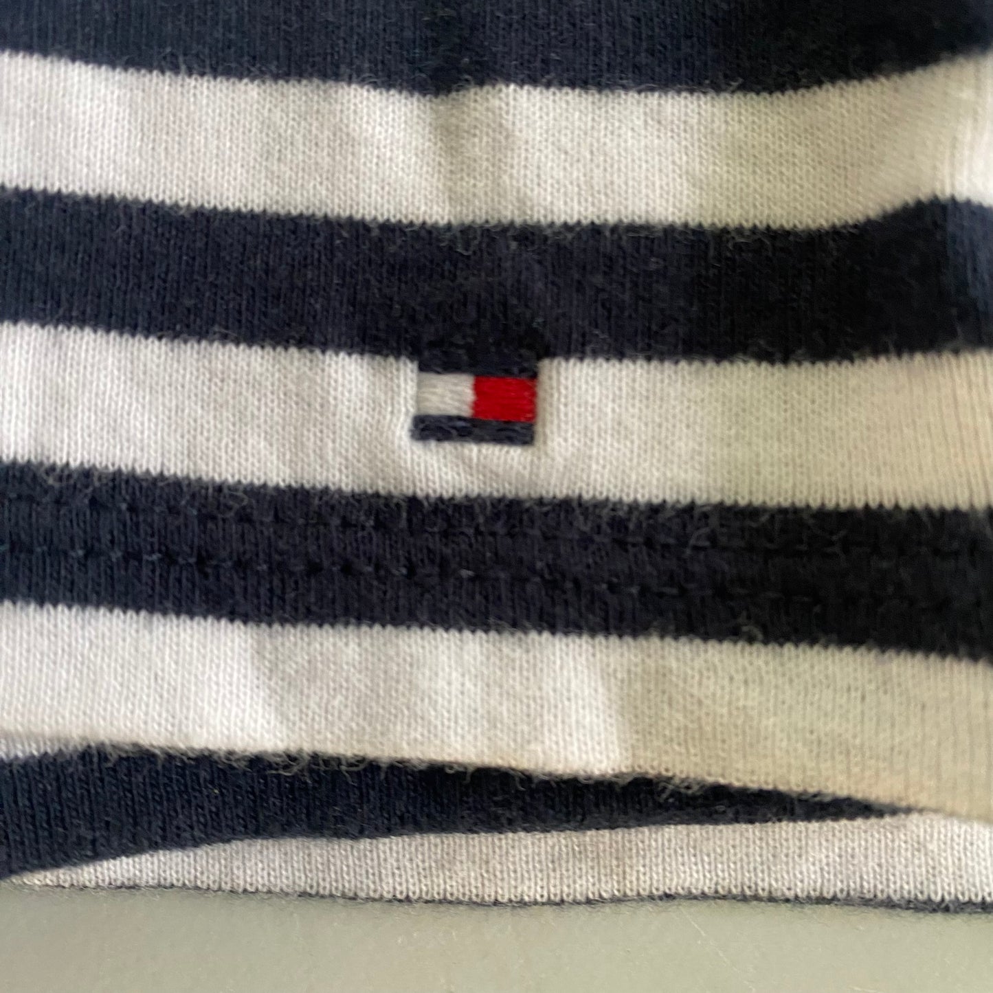 Navy & White Striped Flutter Sleeve Top – 100% Cotton – Size L (Tommy Hilfiger) sewn emblem