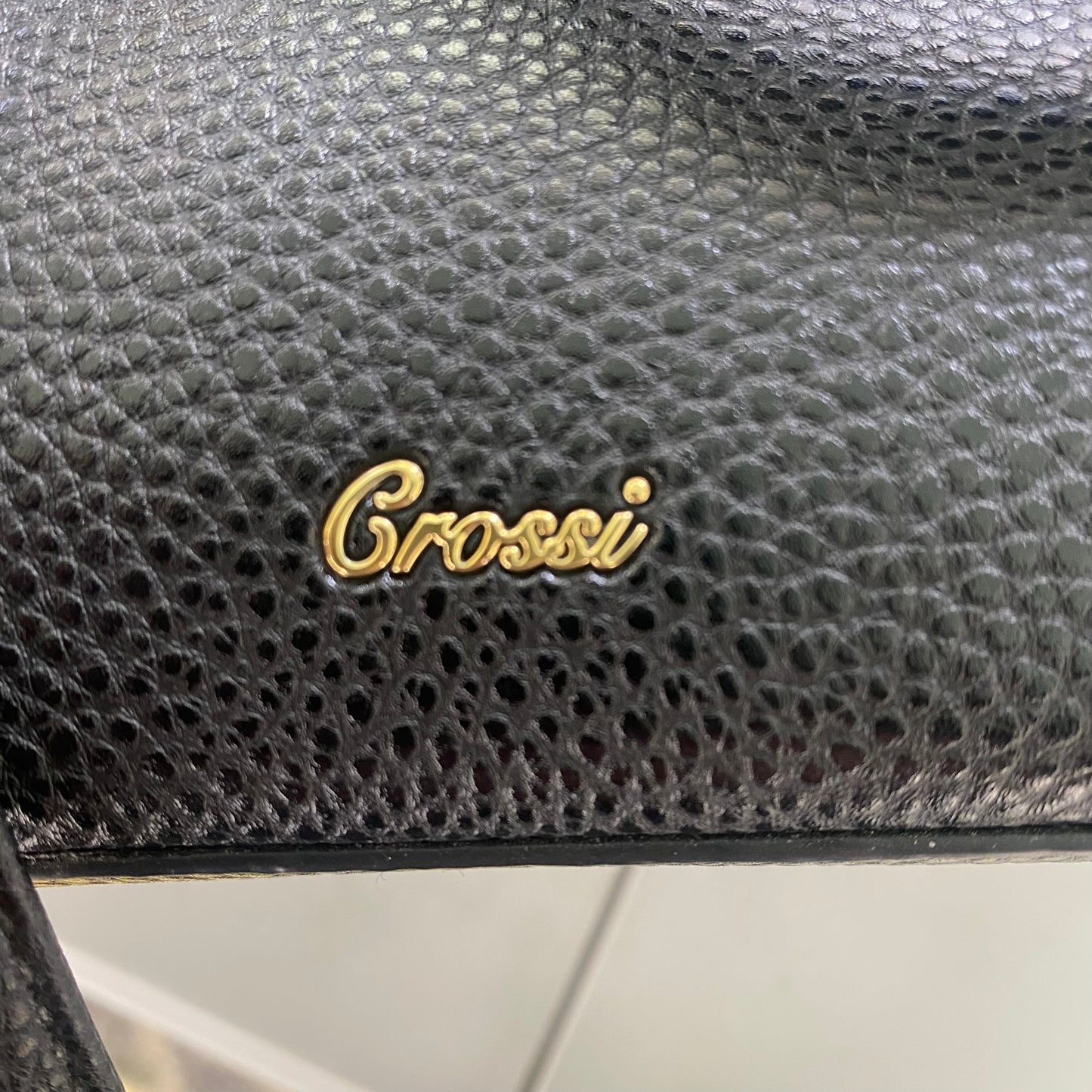 Black Pebbled Tote Purse – Gold Hardware – Dual Handle + Strap (Crosssi)