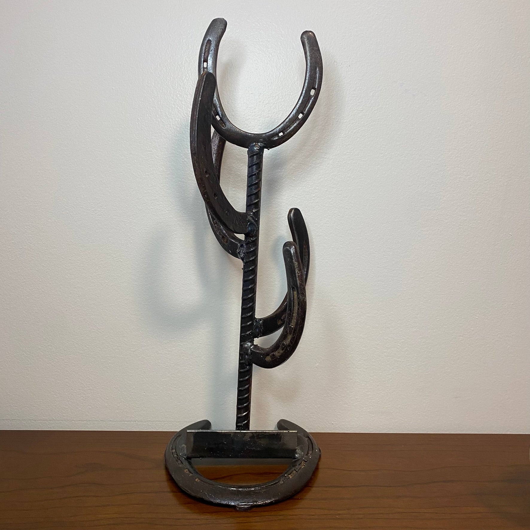 Rustic Horse Shoe Coffee Cup Holder Rack Display 