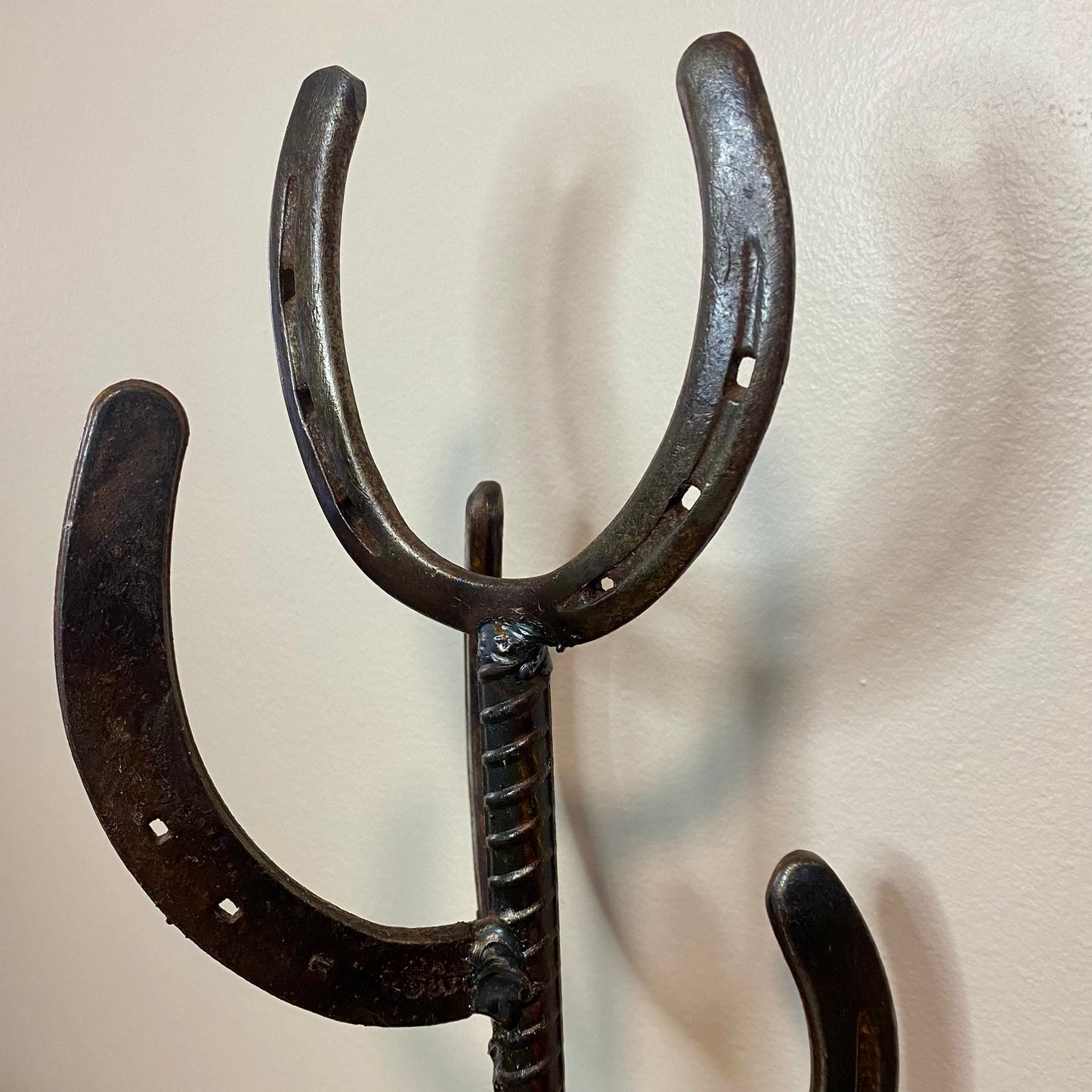 Rustic Western Horseshoe Themed Cup Holder Steel Rebar Horse Shoes 16"H