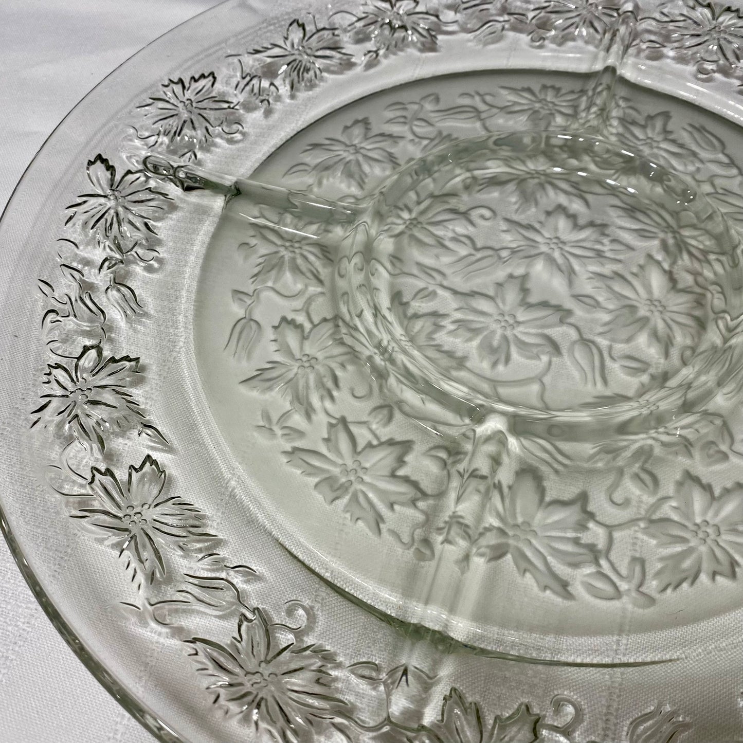 Princess House "Fantasia" 2 Piece Platter Set With Dip Bowl