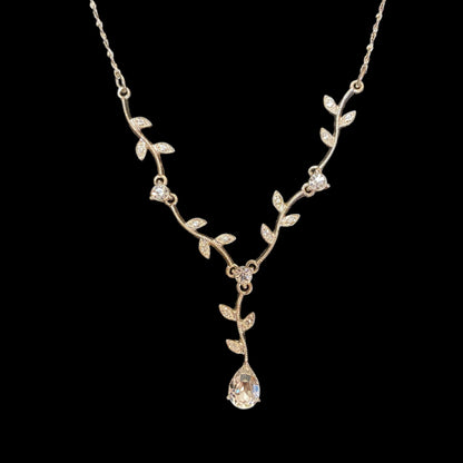 Women's Flower & Vine Silver Fashion Necklace