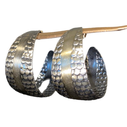 Women's Fashion Earring Hammered Silver/Bronze Hoop With Push Back Closure