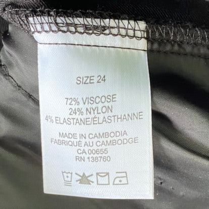 Women's Plus Size Black Relaxed-Fit Pants with Welt Back Pocket & Slanted Front Pockets, Size 24 [In Every Story]size and fabric tag