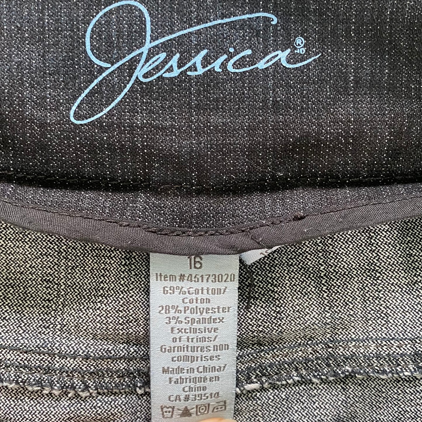 Women’s Dark Wash Stretch Denim Skirt – Size 16 [Jessica] garment tag showing size and fabric