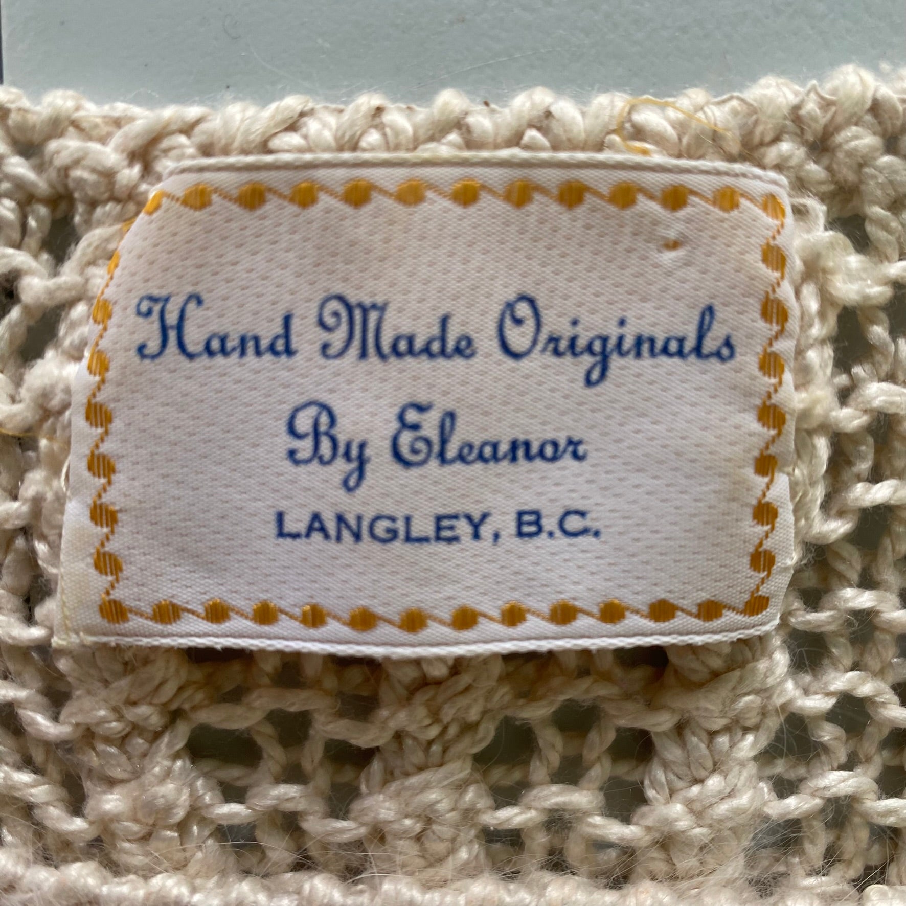 Women’s Cream Open Knit Pullover Sweater Vest – Size M/L [Hand Made Originals By Eleanor] garment tag