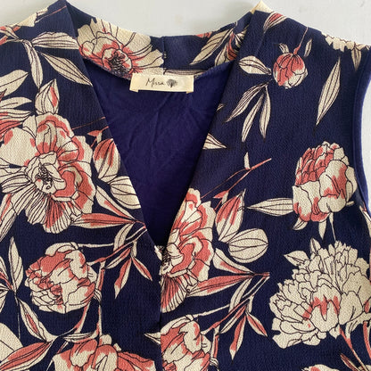 Floral Sleeveless Top – Navy & Coral – Lightweight & Stylish – Size L (Missa) close up