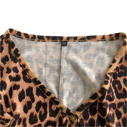 Leopard Print V-Neck Button-Front Tunic – Size 2XL (Unbranded) neckline close up