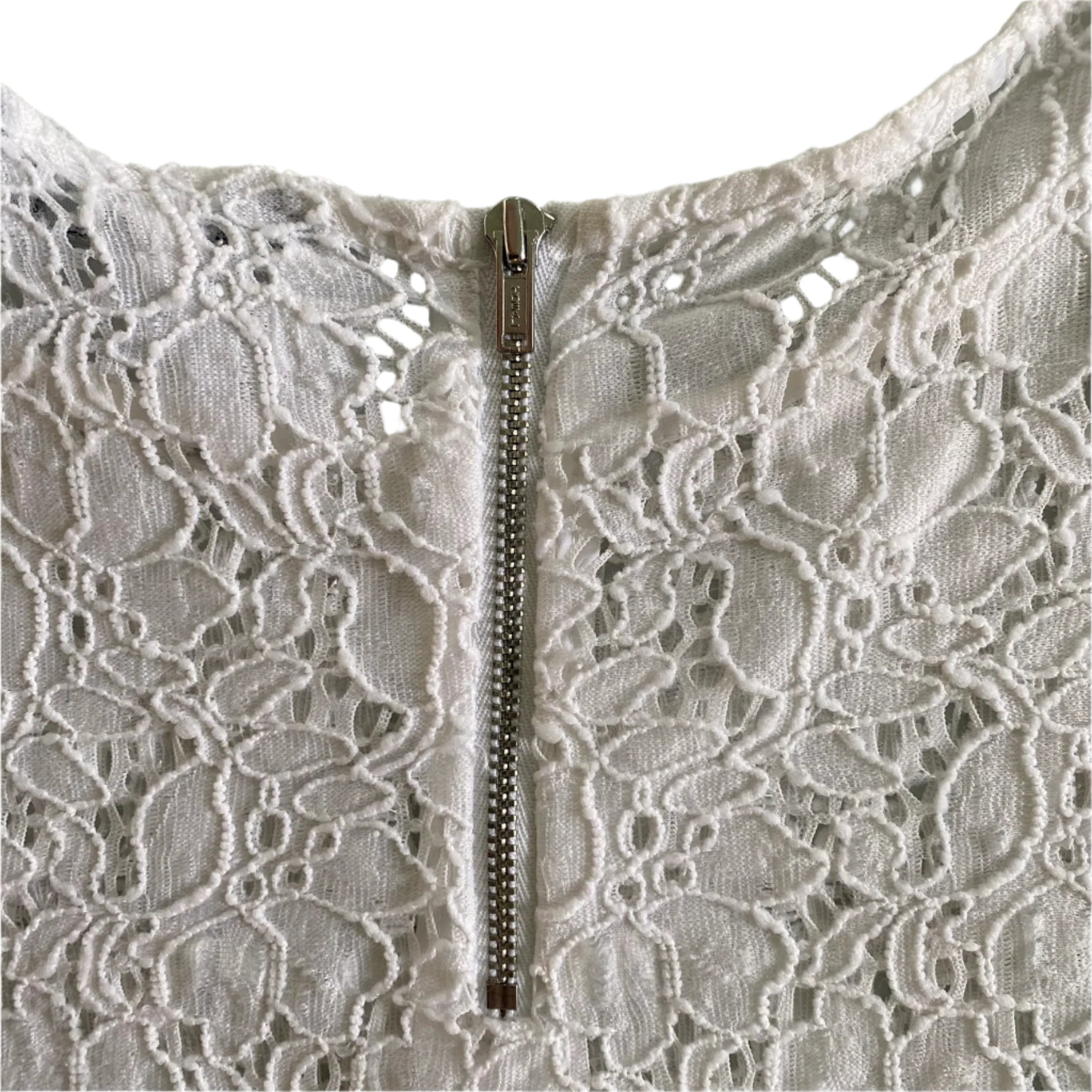 White Lace Short Sleeve Blouse – Stretch Nylon Blend – Size L (Black Label) back button detail